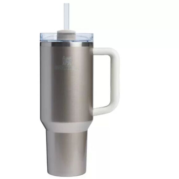 Stanley x e.l.f. Cosmetics 40 oz SS Tumbler Bundle w/ Lip Oil & Holder - Picture 2 of 8